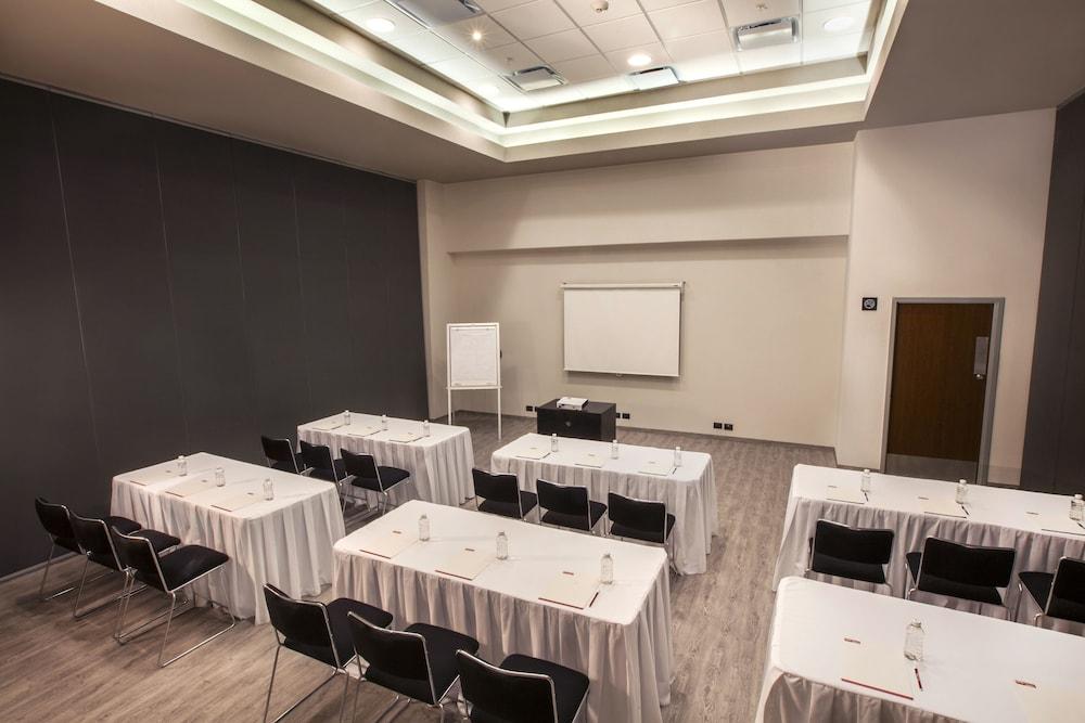 City Express Plus By Marriott Cabo San Lucas Exterior foto